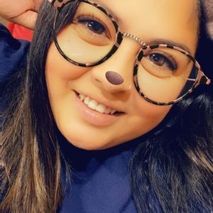 Meet your Posher, Cynthea